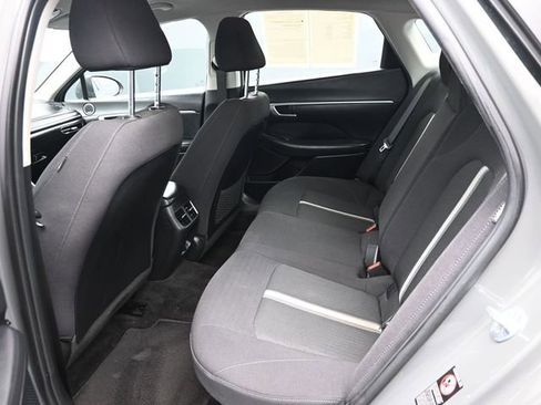Used 2022 Hyundai Sonata SEL FWD image 9