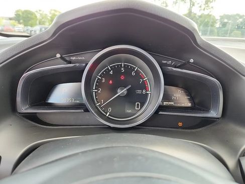 Used 2018 MAZDA MAZDA3 Grand Touring FWD image 24