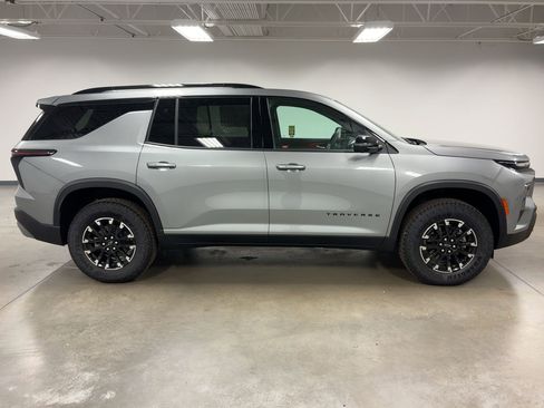 New 2026 Chevrolet Traverse Z71 w/ Driver Confidence Package image 8