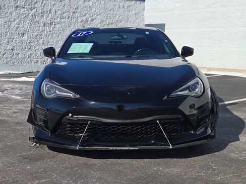 Used 2017 Toyota 86 image 26