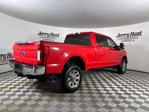 Used 2019 Ford F250 Lariat w/ Lariat Ultimate Package AWD/4WD image 4