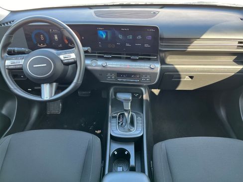 Used 2025 Hyundai Kona SEL image 32