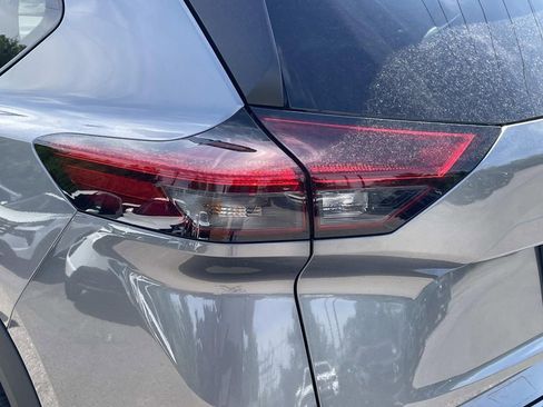 New 2026 Nissan Rogue SV FWD image 10