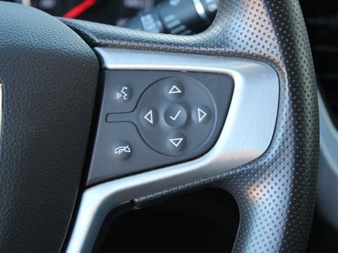 Used 2023 GMC Acadia SLE w/ Driver Convenience Package image 15