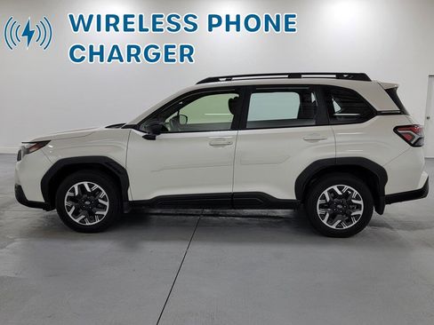 Used 2025 Subaru Forester AWD/4WD image 5