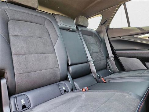 Used 2024 Chevrolet Blazer EV RS image 21