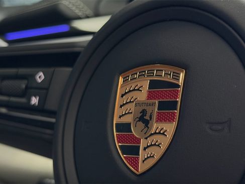 Used 2026 Porsche Macan 4S Electric AWD/4WD image 38