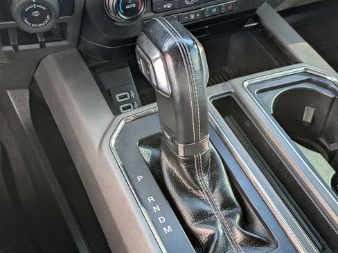 Used 2017 Ford F150 Raptor w/ Equipment Group 802A Luxury image 17