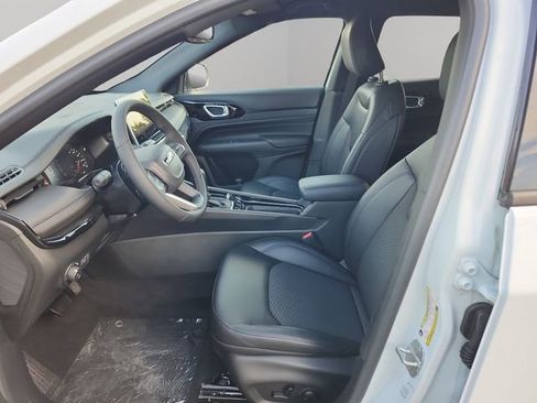 New 2026 Jeep Compass Latitude w/ Quick Order Package 29K image 9