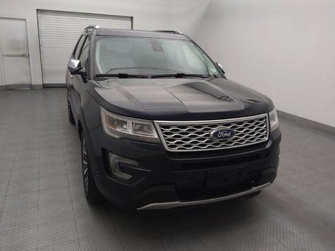 Used 2017 Ford Explorer Platinum AWD/4WD image 14