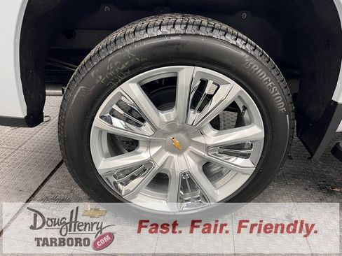 New 2026 Chevrolet Silverado 1500 High Country w/ High Country Premium Package image 15