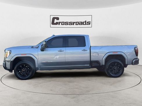 Used 2026 GMC Sierra 2500 AT4 w/ AT4 Premium Plus Package AWD/4WD image 2
