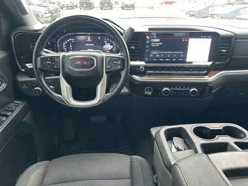 Used 2024 GMC Sierra 1500 Elevation image 15