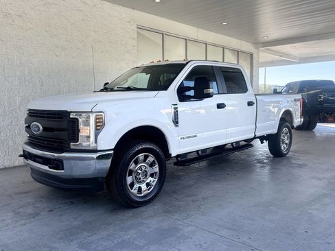 Used 2019 Ford F250 XL w/ Power Equipment Group image 6