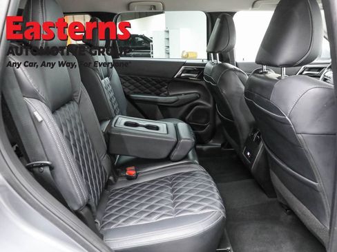 Used 2022 Mitsubishi Outlander SEL image 24