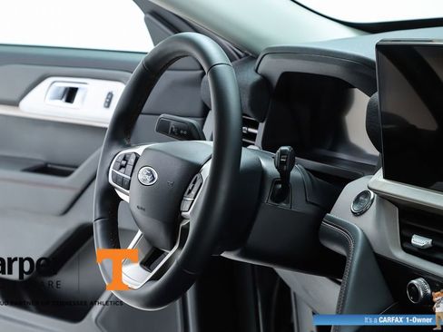 Used 2025 Ford Explorer Active image 74