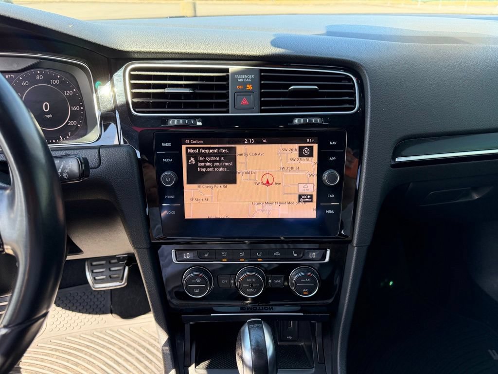 Used 2019 Volkswagen Golf R 4-Door AWD/4WD image 22