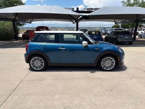 Used 2024 MINI Cooper SE FWD image 6