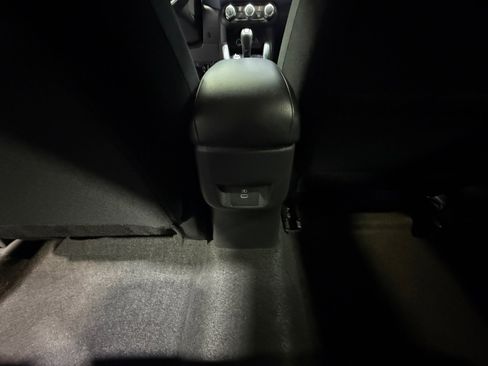 Certified 2025 Nissan Versa SV w/ Trunk Package FWD image 32
