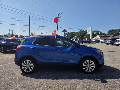 Used 2017 Buick Encore Preferred AWD/4WD image 4