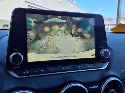 Used 2023 Nissan Sentra SV image 7