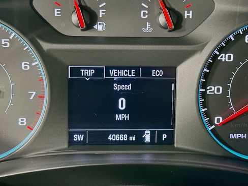 Used 2022 Chevrolet Traverse LS w/ LPO, Floor Liner Package image 17