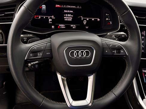 Used 2025 Audi Q7 3.0T Premium Plus AWD/4WD image 11