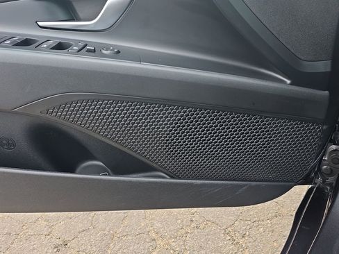 Certified 2023 Hyundai Elantra SEL w/ Convenience Package image 36