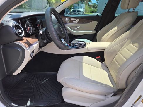 Used 2017 Mercedes-Benz E 300 image 24