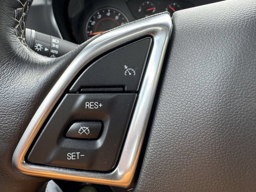 Used 2021 Chevrolet Camaro LT w/ Redline Edition RWD image 19