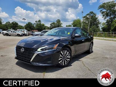 Used 2024 Nissan Altima 2.5 SV