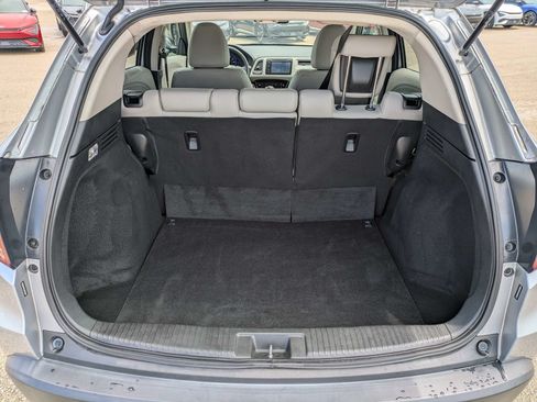 Used 2018 Honda HR-V EX-L image 15