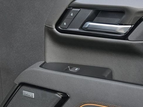 Used 2026 GMC Sierra 2500 AT4 w/ AT4 Premium Plus Package image 32