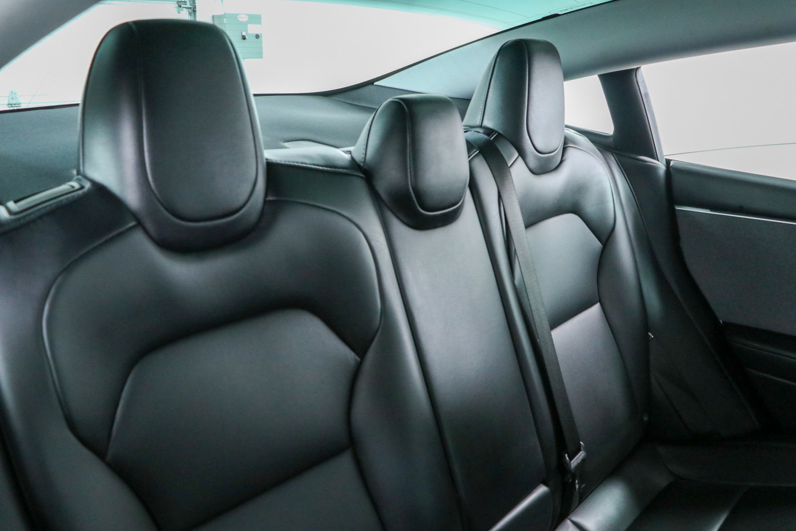 Used 2025 Tesla Model 3 Long Range RWD image 25