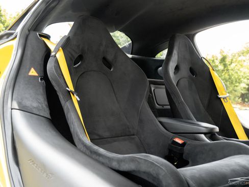 Used 2018 McLaren 570S Coupe image 28