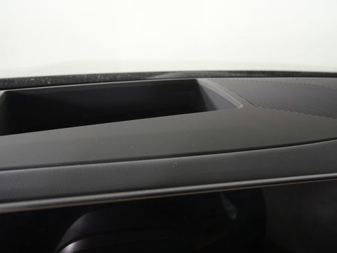 New 2026 BMW i5 eDrive40 w/ M Sport Package image 17