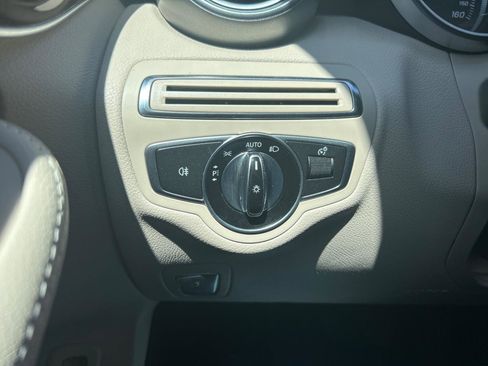 Used 2016 Mercedes-Benz C 300 4MATIC Sedan image 16