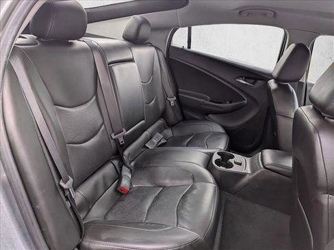 Used 2018 Chevrolet Volt LT w/ LT Driver Confidence Package image 20