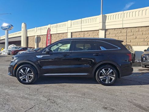 Certified 2022 Kia Sorento EX w/ Panoramic Sunroof Package image 7