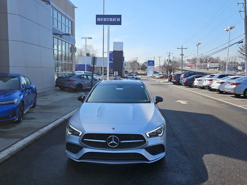 Used 2023 Mercedes-Benz CLA 250 4MATIC image 2