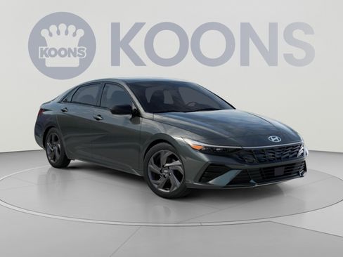 New 2026 Hyundai Elantra SEL Sport FWD image 10