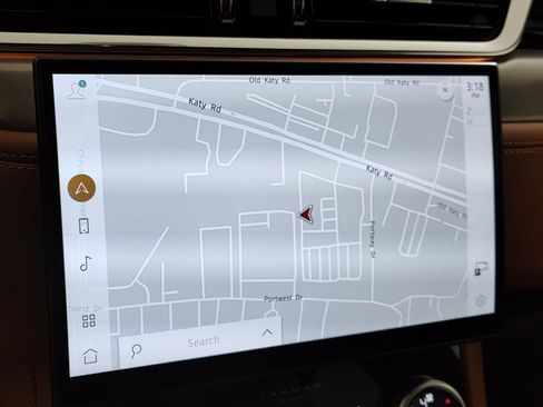 Used 2026 Jaguar F-PACE R-Dynamic S image 25