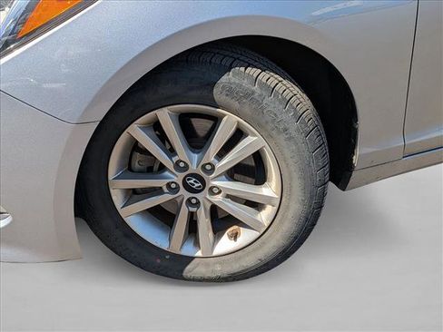 Used 2016 Hyundai Sonata SE FWD image 9