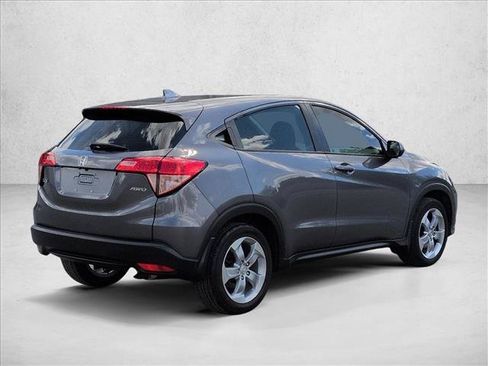 Used 2016 Honda HR-V LX image 8