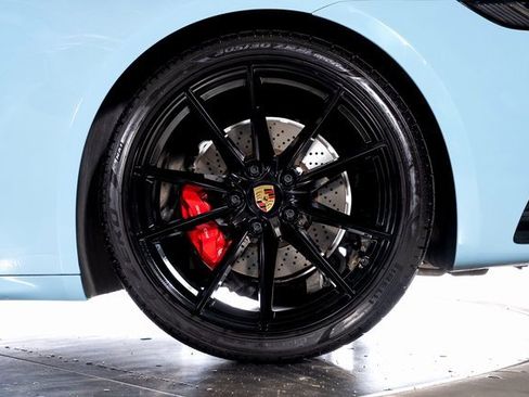 Used 2024 Porsche 911 Carrera 4S image 11