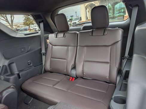 New 2026 Ford Explorer Platinum image 25