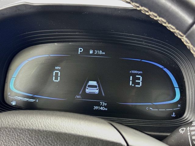 Certified 2024 Hyundai Venue Limited FWD image 14