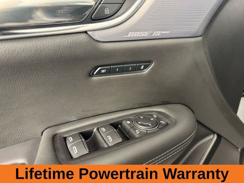 Used 2024 Cadillac XT6 Sport w/ Technology Package AWD/4WD image 11