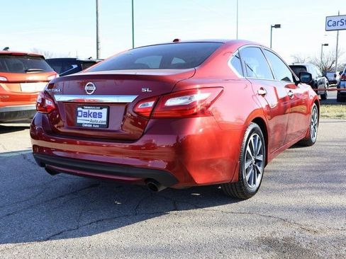 Used 2016 Nissan Altima 2.5 SL w/ 2.5 Technology w/LED Package image 9