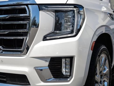 Used 2021 GMC Yukon SLT w/ SLT Premium Package AWD/4WD image 20